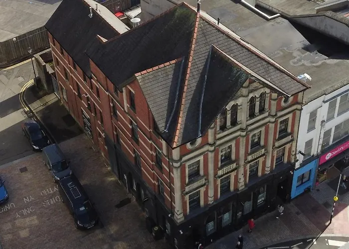 Captivating 1-Bed Apartment Merthyr Tydfil -